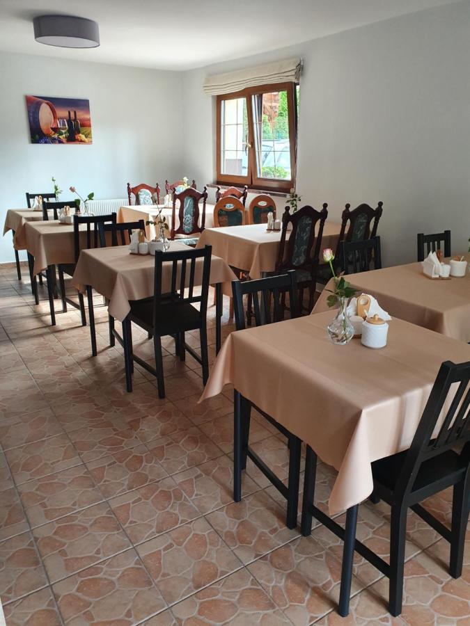 Sun & Wine Hotel Поберово Екстериор снимка